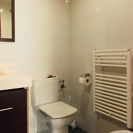 Hogar San Benito 아파트 캄바도스