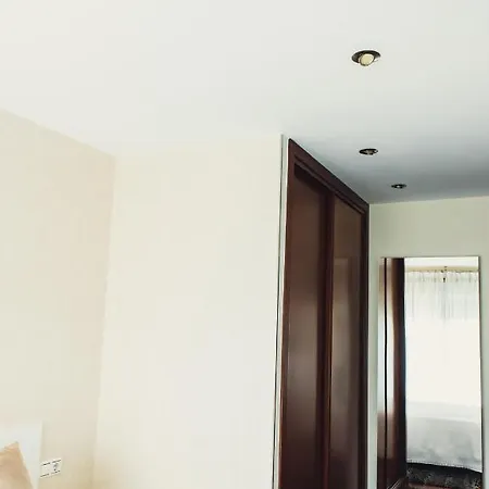 Hogar San Benito 아파트 *